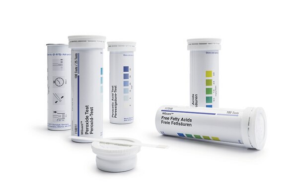 Test Ácido peracetico Metodo colorimetrico con tiras de ensayo 5 - 10 - 20 - 30 - 50 mg/l MQuant® 100 Tests