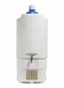 TANQUE DE ALMACENAMIENTO DE AGUA MARCA MILLIPORE EN MATERIAL POLIETILENO CON BAJO NIVEL DE EXTRAIBLES Y CAPACIDAD DE 60 LITROS. POSEE LLAVE MANUAL DISPENSADORA Y SENSOR DE NIVEL PARA QUE AL SER CONECTADO AL EQUIPO DE PURIFICACION RIOS O ELIX SE APAGUE