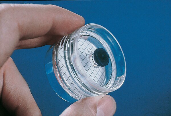 MONITOR DE 37 MM PESO MARCADO PARA ANÁLISIS GRAVIMÉTRICO DE CONTAMINANTES. MEMBRANA BLANCA EN ESTERES DE CELULOSA DE 0.8 MICRAS PAD, CARCAZA EN POLIESTIRENO NO ESTÉRIL.