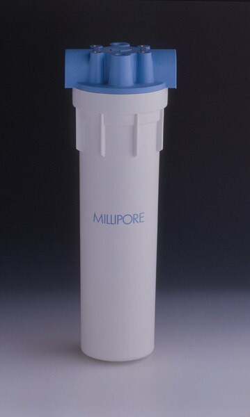 CARCAZA MILLIPORE TIPO PL-1, EN POLIPROPILENO, PARA CARTUCHOS DE 10" Y 12" DE LONGITUD, CONEXIONES DE ENTRADA Y SALIDA DE 3/4" NPTF A LA CABEZA DE LA CARCAZA, CONEXIONES DE 1/4" PARA MANOMETROS Y VALVULA DE ALIVIO.